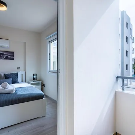 Vox 2-bedroom In 라르나카